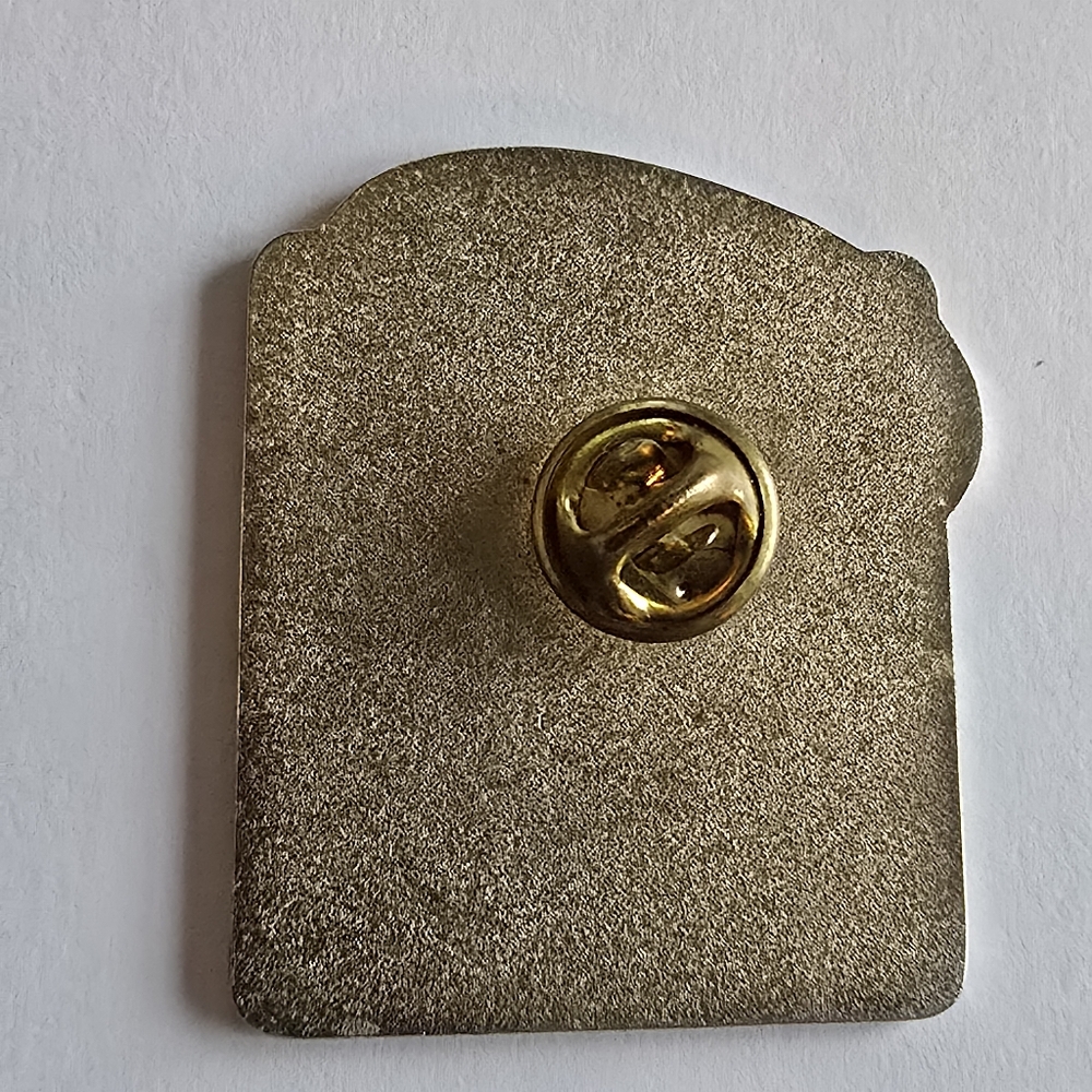 M&Ms pin brooch mars candy enamel retail - Picture 6 of 7